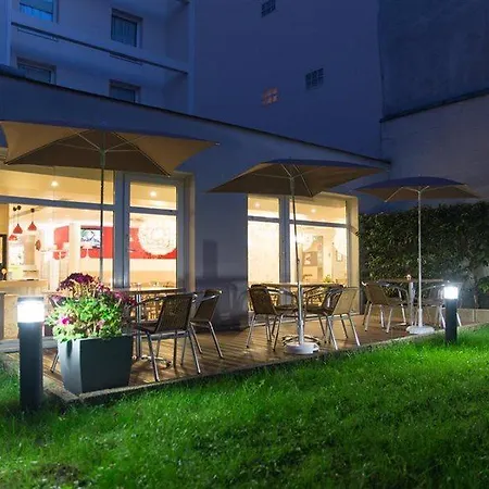 宜必思巴黎凡夫展览公园酒店 酒店 旺沃